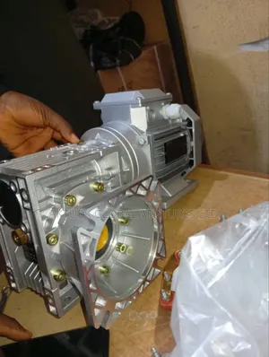 1.5kv Electric Gear Motor 25 Mm Output Hole Diameter