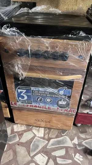 Tokunbo Nexus 4 Burner Standing Cooker Wit Oven Wit Warranty