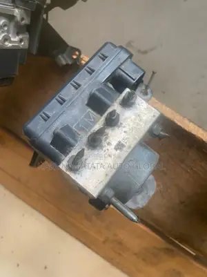 Abs Pump For Toyota Corolla 2016