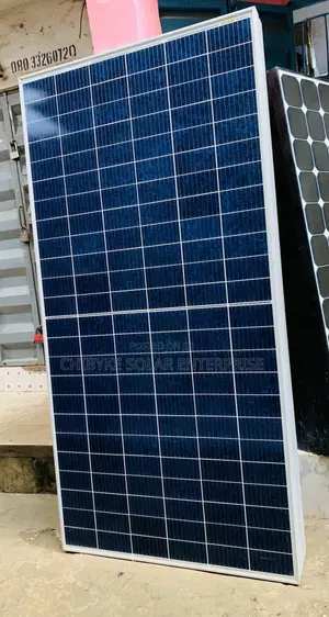 550watts Canadian Solar Panel 144cells Half Cut