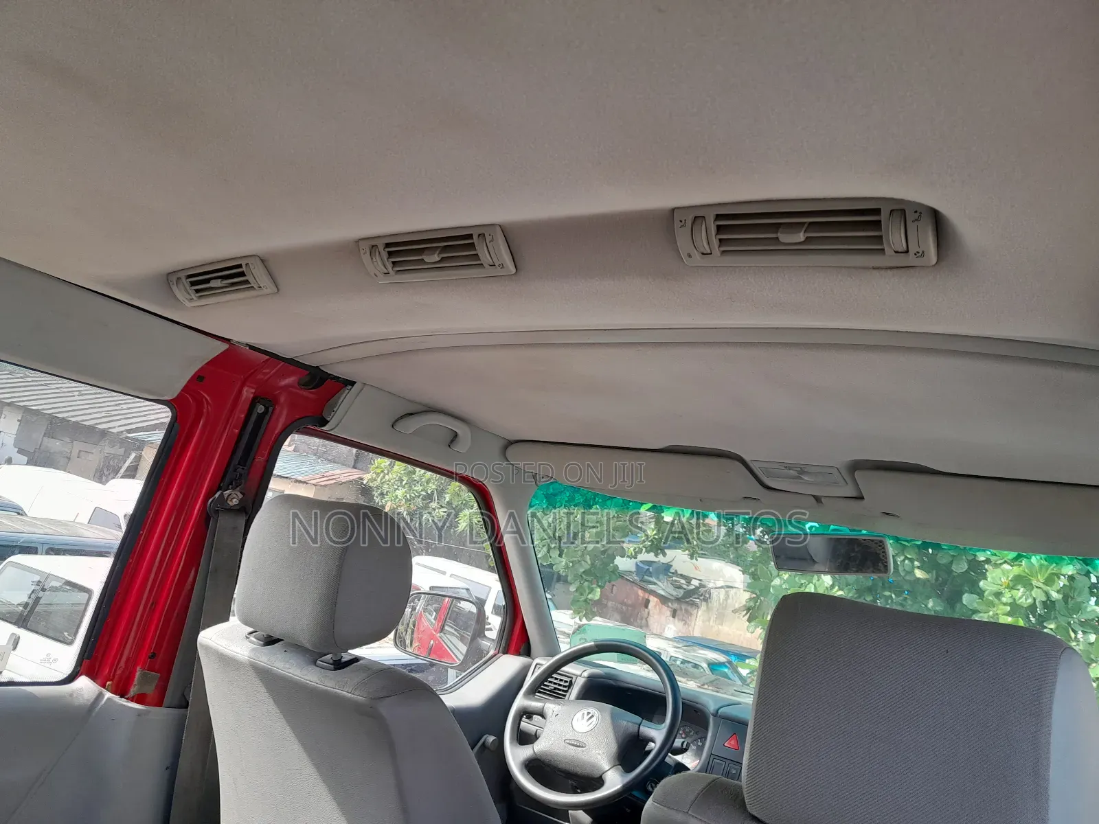 Volkswagen Transporter 2002 Red