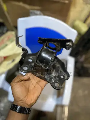Gear Box Engine Sitting Rav4