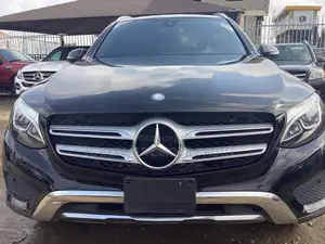 Mercedes-Benz GLC-Class 2017 Black