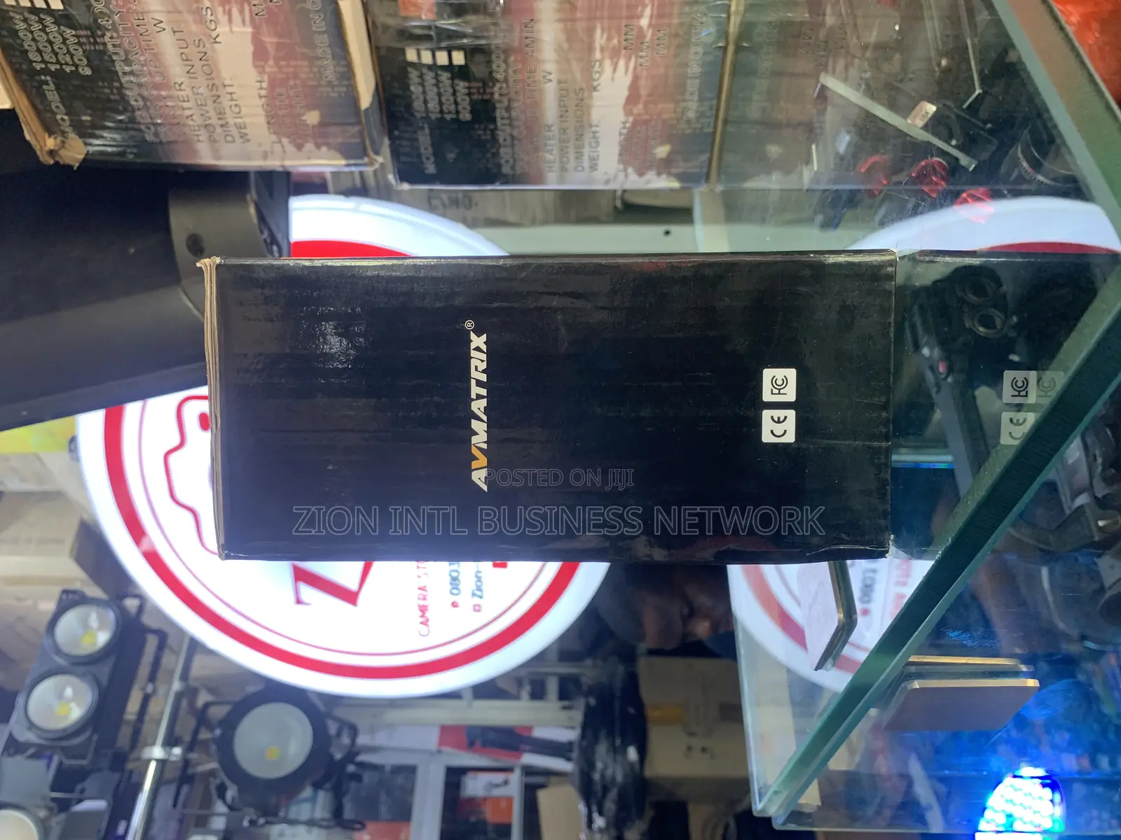 Av Matrix.
