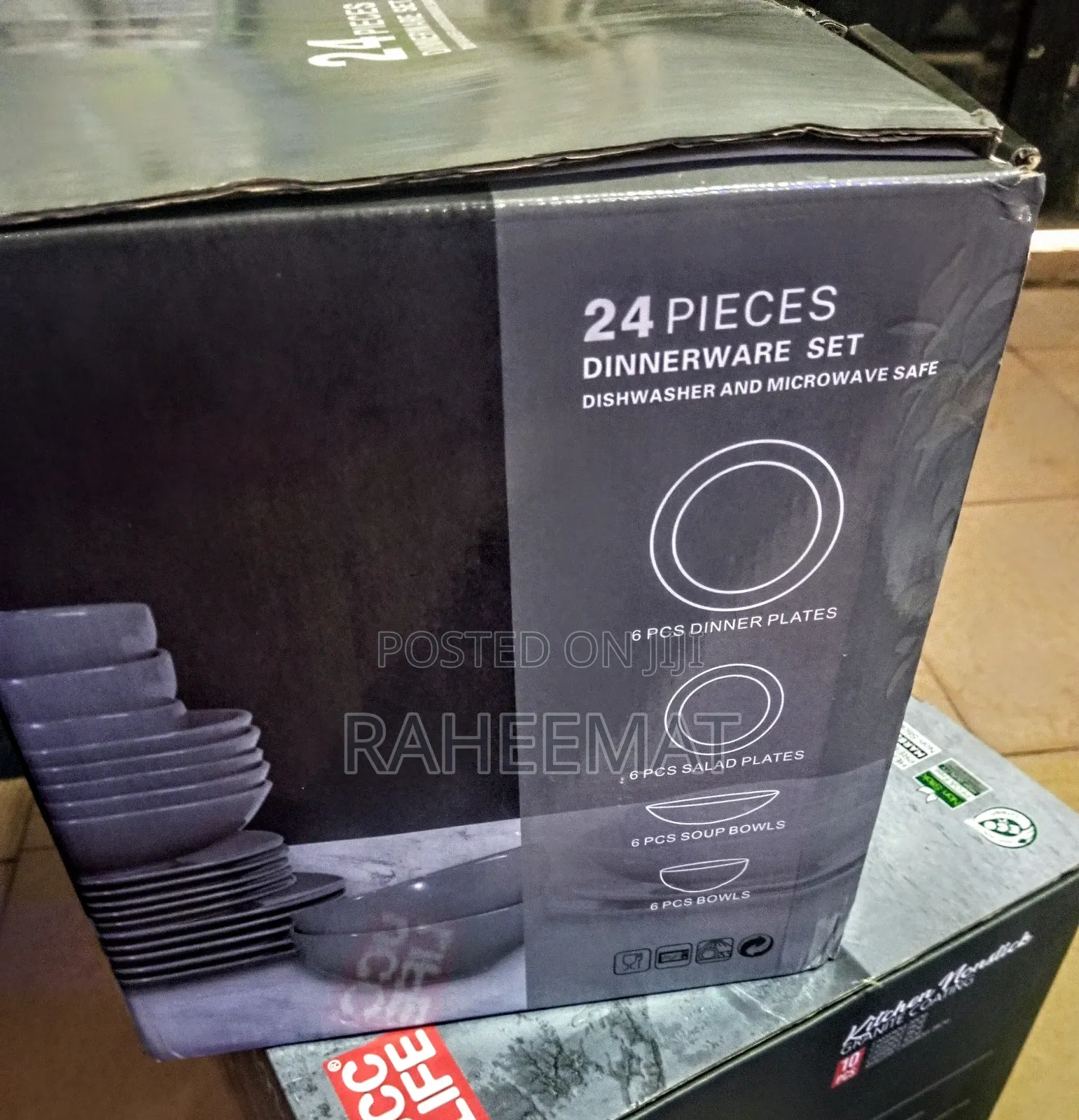 24 Piece Stoneware Dinnerware Set