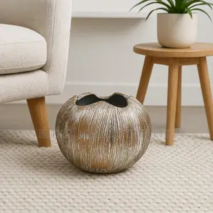 Pinch-Top Vase – 35cm Decorative Fiberglass Planter