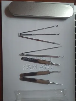 8 in 1 Pimple Removal Tool / Blackhead Remover Tool Kit