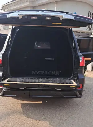 Lexus LX 2021 Black