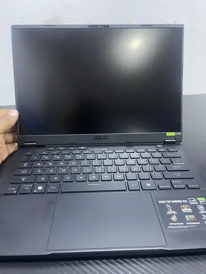 Laptop Asus ROG Zephyrus G16 16GB Intel Core Ultra 9 SSD 1T
