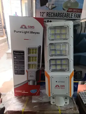 18 Eyes Sms Solar Street Light
