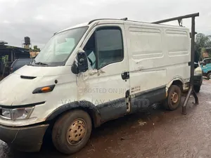 Iveco Daily 2002 Red