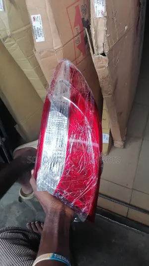 Camry 2015 Rearlight or Backlight Nor Tail Light Right Side