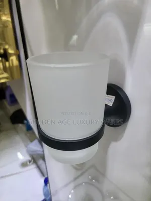 Black Single Toothbrush Holder