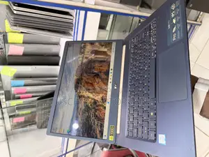 Laptop Acer Swift 5 Pro 16GB Intel Core I7 SSD 256GB