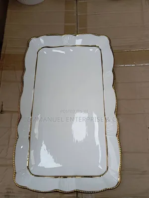 Dinner Plate With Gold One Dozen