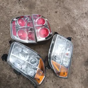 Front and Back Light 2006 Honda Pilot