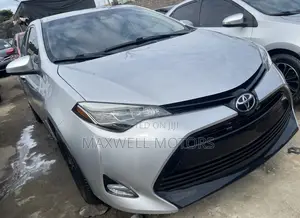 Toyota Corolla LE Premium 4dr Sedan (1.8L 4cyl CVT) 2016 Silver