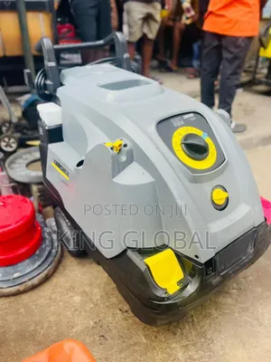 Kärcher Professional Hot Water High-Pressure Cleaner