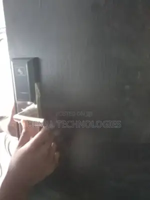 Smart Card Locks With Software Your Hotel Doesn’T Pay For