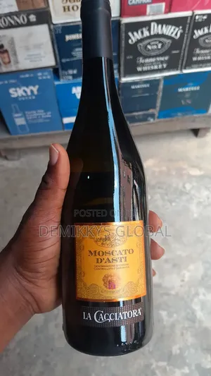 Moscato d'Asti La Cacciatora 75cl X 6 Bottles