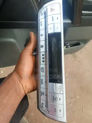 2016-2022 Toyota Prado Climate Control Button