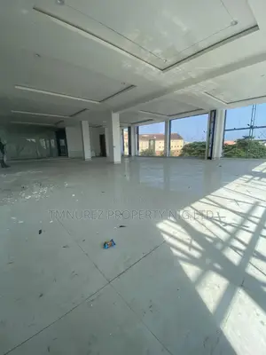 3rd Floor Showroom Space for Sale Over 130sqm