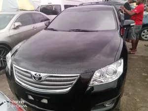 Toyota Camry LE 4dr Sedan (2.5L 4cyl 6A) 2011 Matt Black