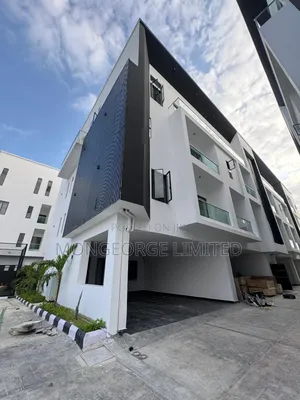 4bdrm Townhouse/Terrace in Ikate for sale