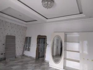 4bdrm Townhouse/Terrace in By Cosa Church, Guzape District for sale