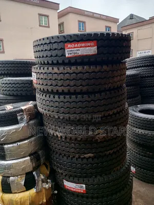 Car Tire (Sunitrac)315.80/22.5