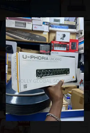 Behringer U-Phoria Umc404hd Usb Audio Interface (Soundcard)