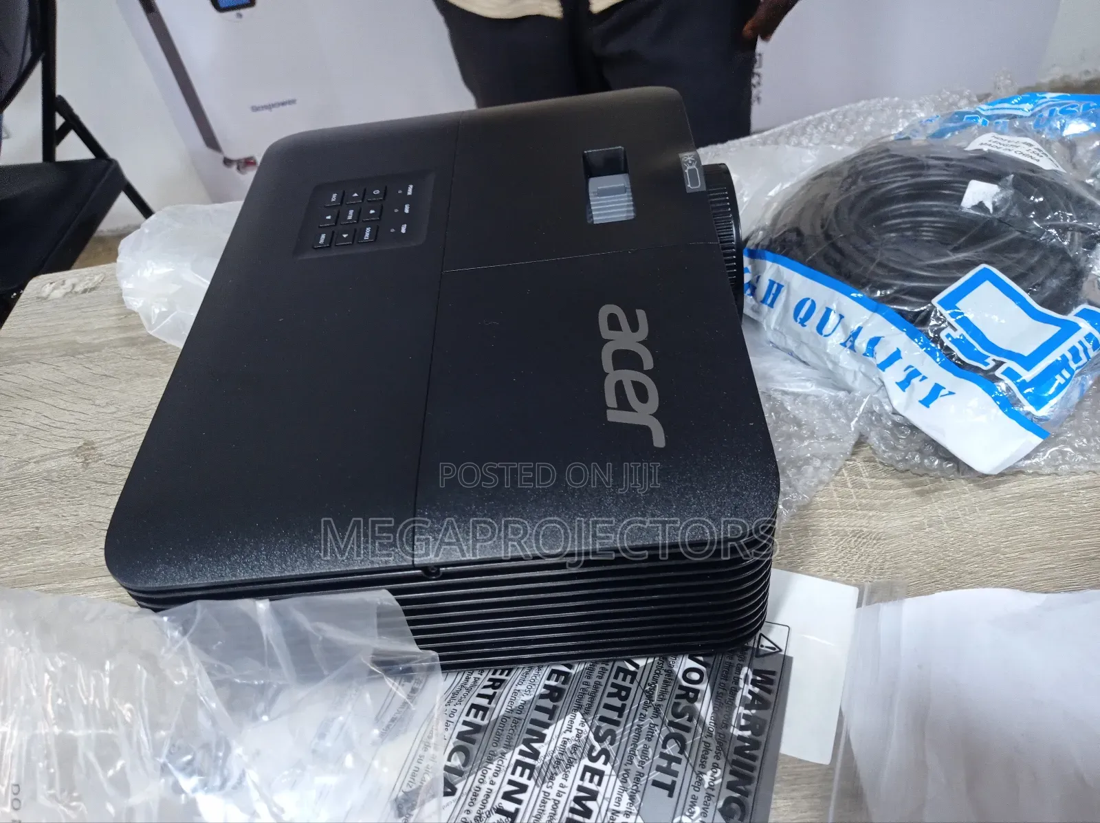 Acer Projector And Screen