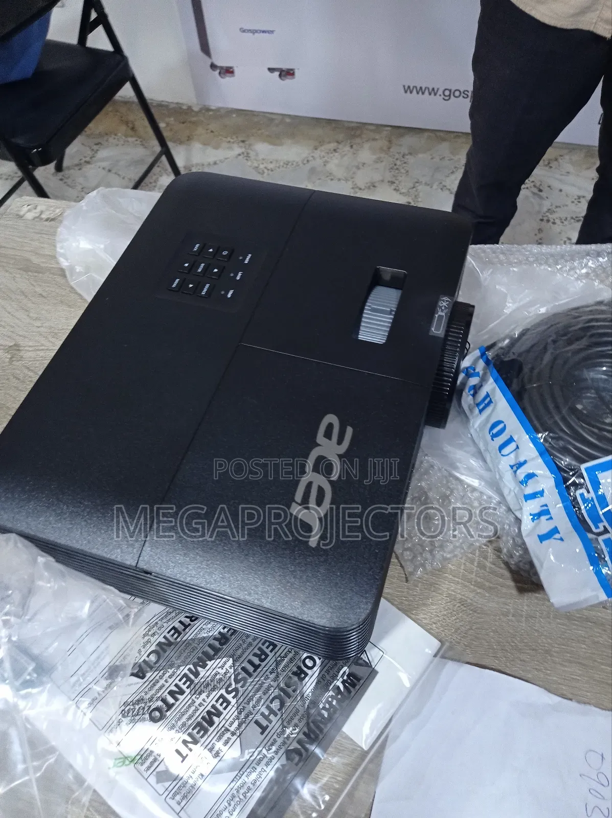 Acer Projector And Screen