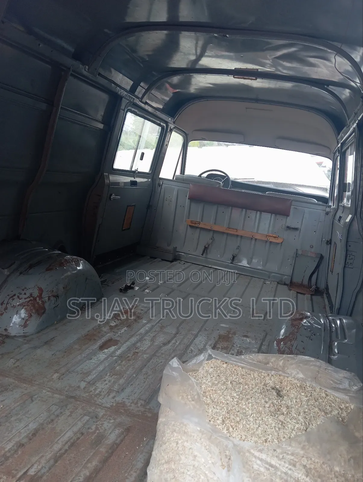 Ford Transit 1980 Red