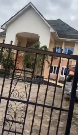 5bdrm Duplex in Udenwa Gardens for sale