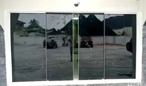 Automatic Censor Glass Door