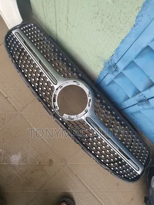 Mercedes Benz Glc300 2020 Front Grill