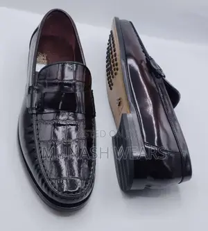 Italian Classic Shoes for Men Skin Leather