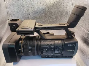 Sony HXR-Nx3