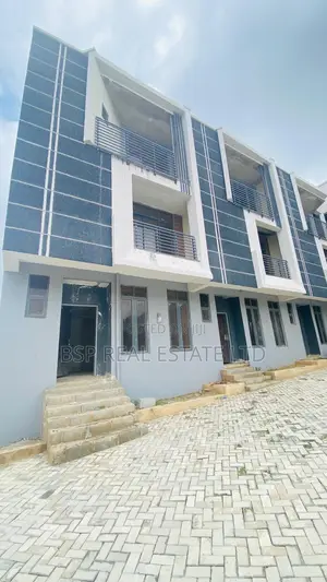 4bdrm Townhouse/Terrace in Life Camp for sale