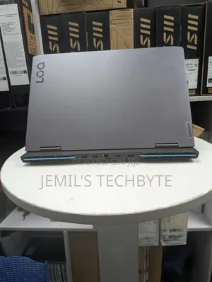 Laptop Lenovo LOQ 15ARP9 16GB Intel Core I5 SSD 1T