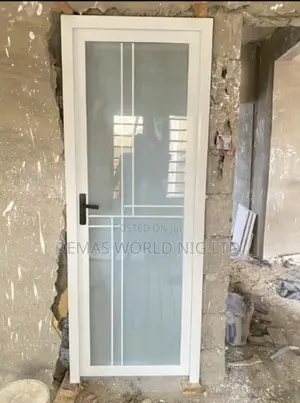 White Glass Toilet Door Whit Black Handle