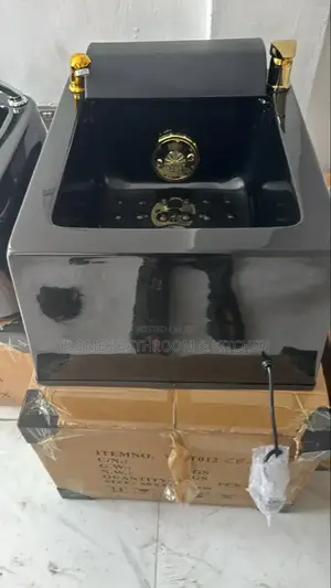 Automatic Square Pedicure Bowl With Gold Mixer