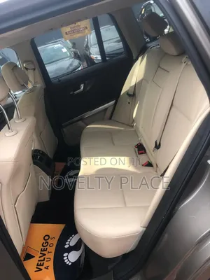 Mercedes-Benz GLK-Class 350 4MATIC 2014 Brown