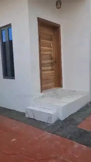 Furnished 3bdrm Duplex in Ogba for sale