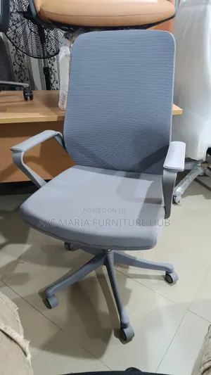 Ergonomic Swivel Office Chair