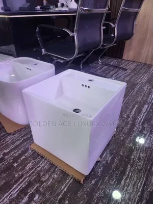 Square Suspended Wash Hand Basin