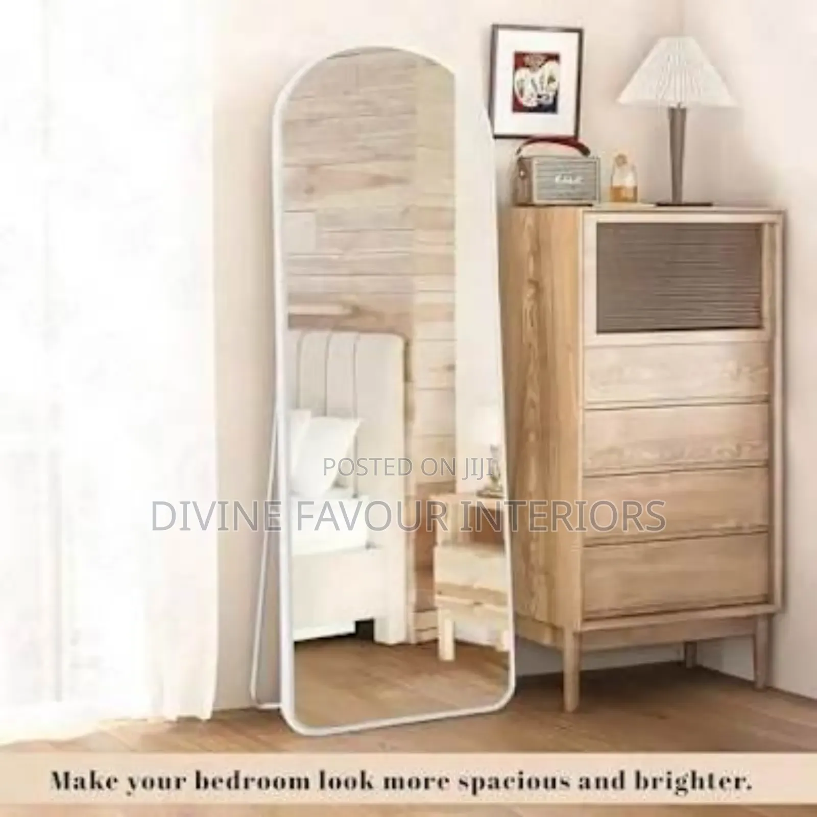 Standing/Wall Mounted Arch Dressing Mirror - White