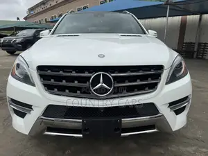 Mercedes-Benz M Class ML350 4MATIC 4dr SUV AWD (3.5L 6cyl 7A) 2015