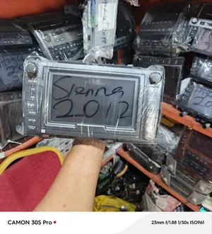 Toyota Sienna Radio Navigation for 2010 - 2012 Foreign Used,